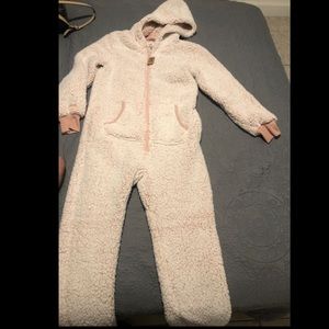 PEARL PINK FLUFFY ONE PIECE